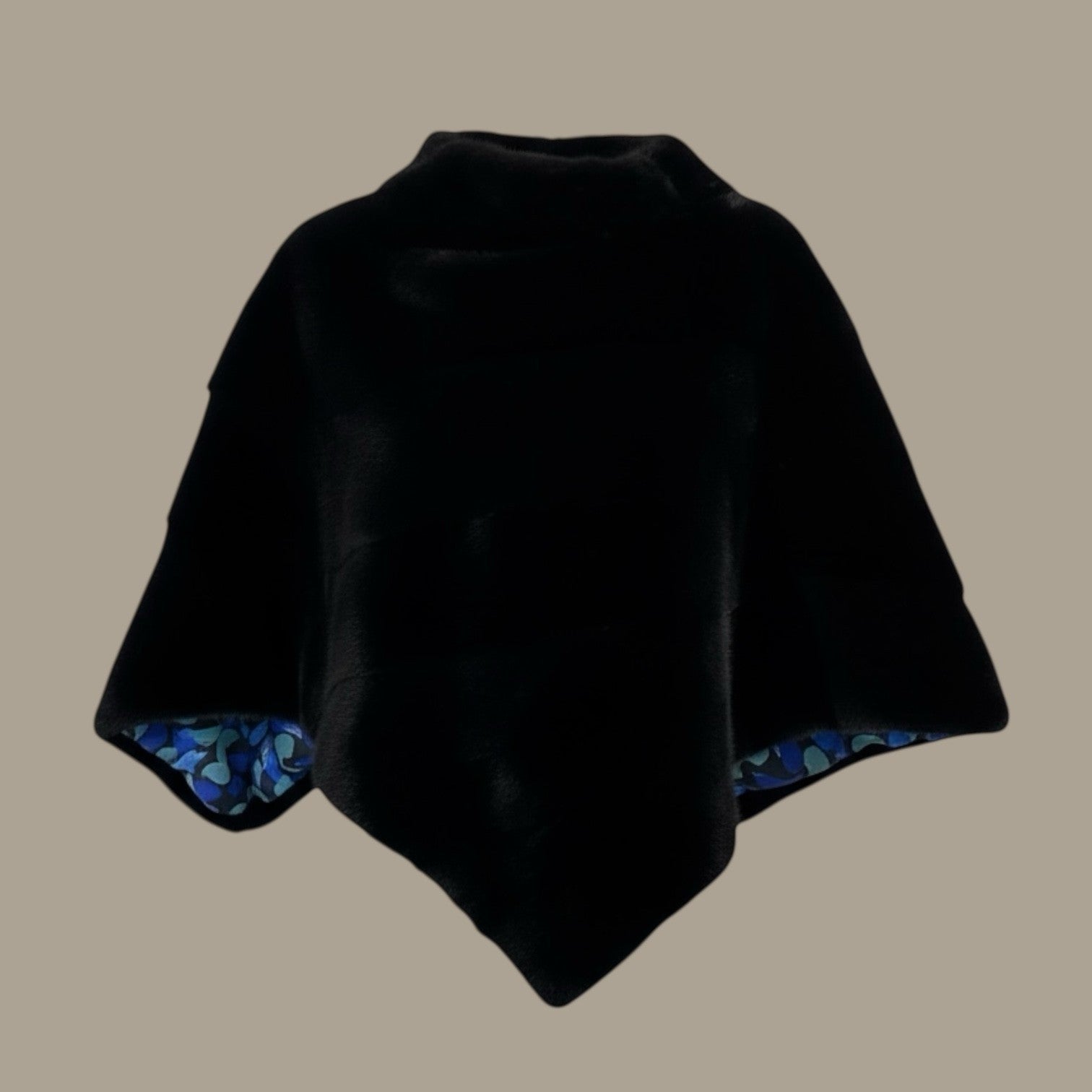 Diagonal Black Mink Cape - Side Ziper