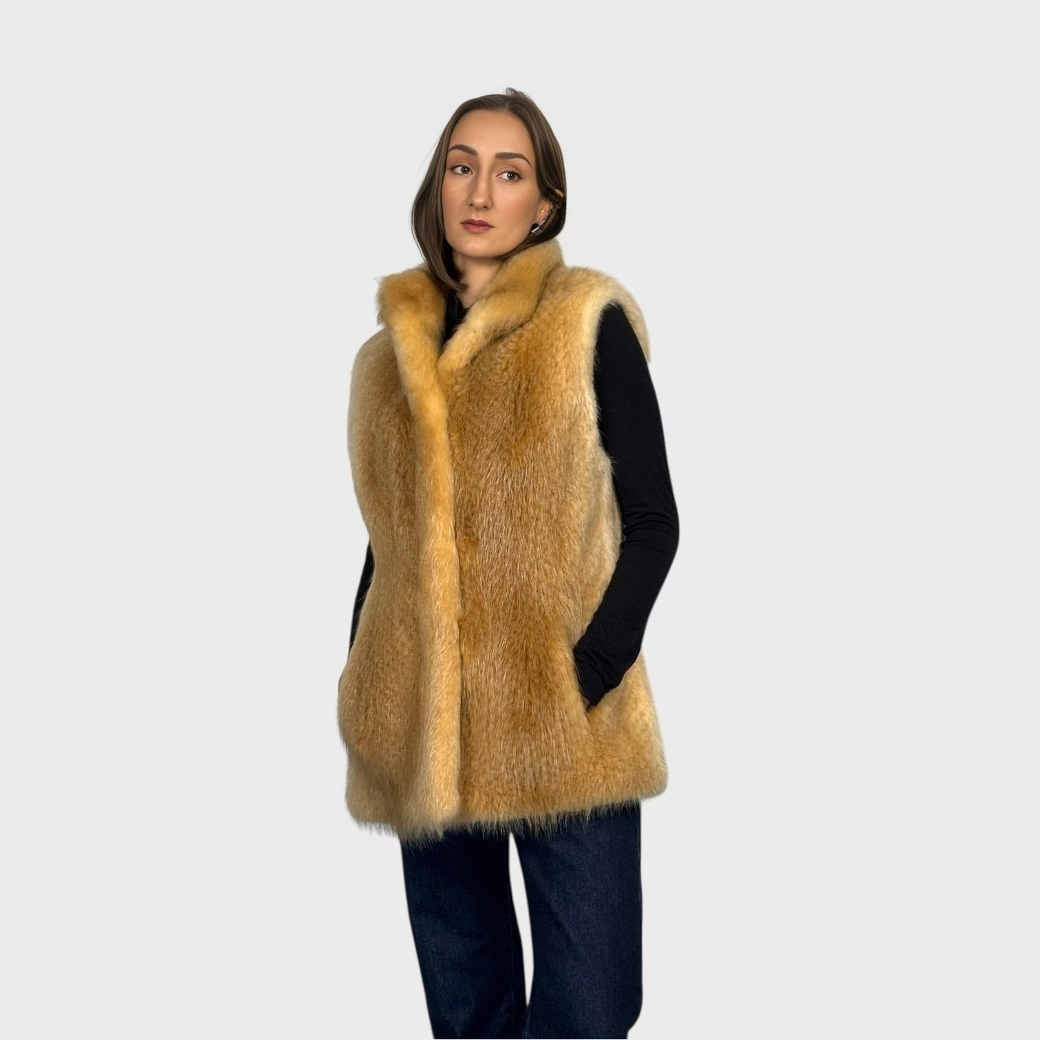 Camel Dyed Long Hair Beaver Vest - Perforated