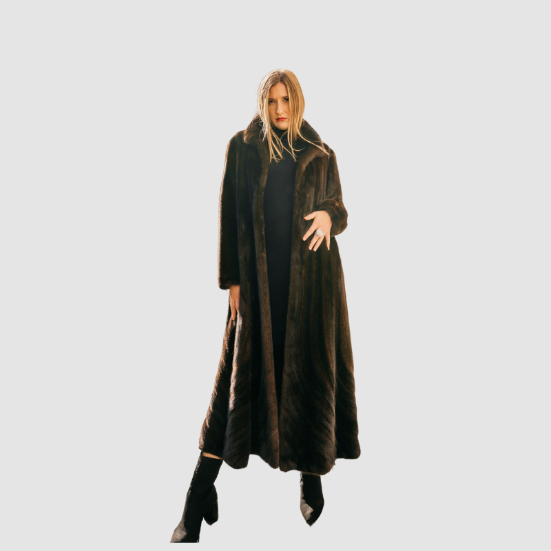 Natural Mahogany Directional Female Mink Coat