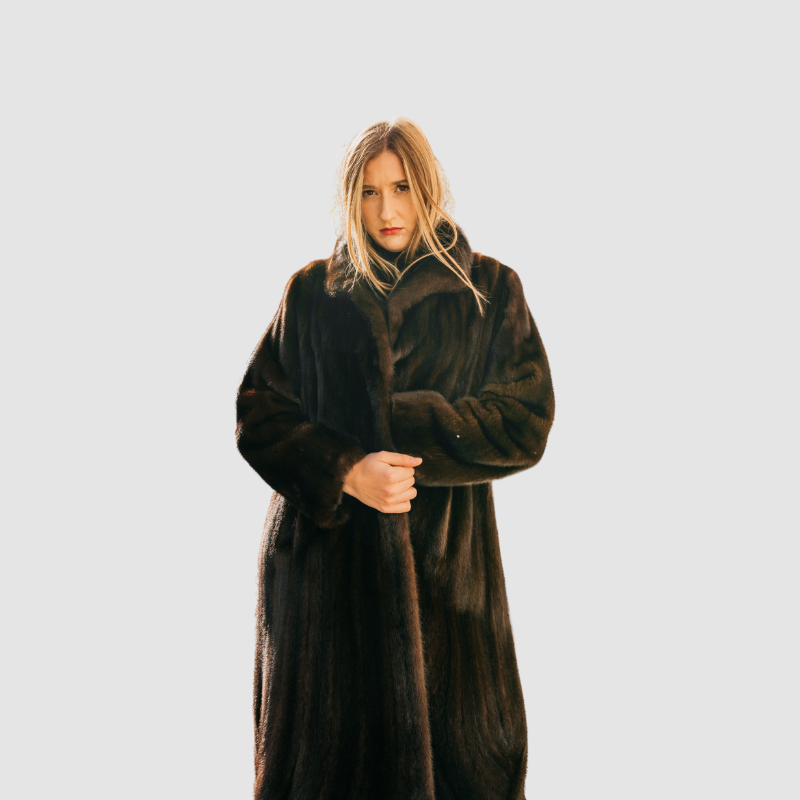 Natural Mahogany Directional Female Mink Coat