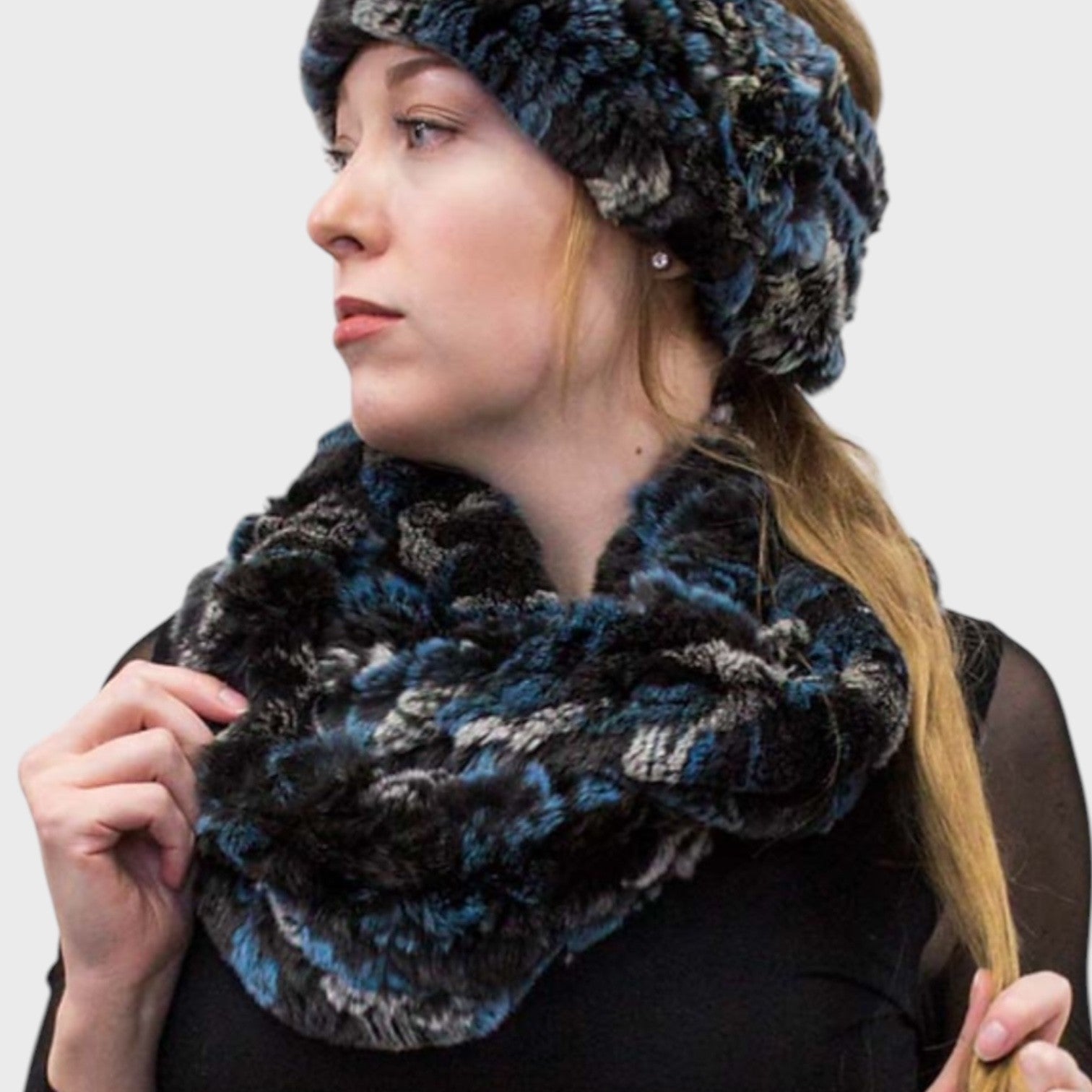 Rex Knit Infinity Scarf