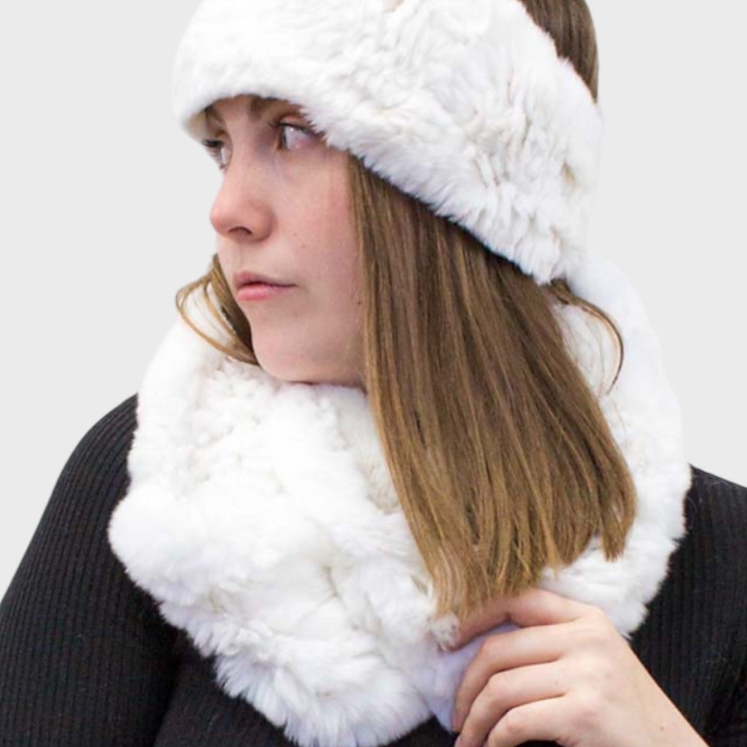 Rex Knit Infinity Scarf