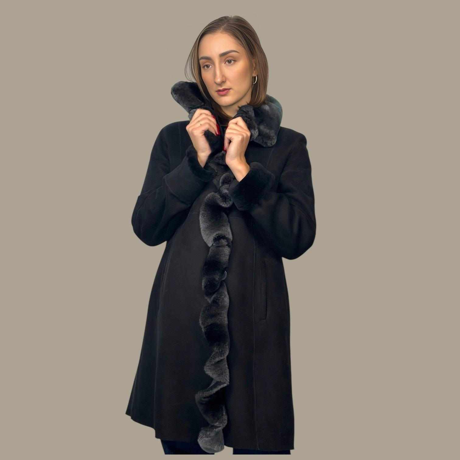 Ebony Shearling jacket with Ruffled rex rabbit trim