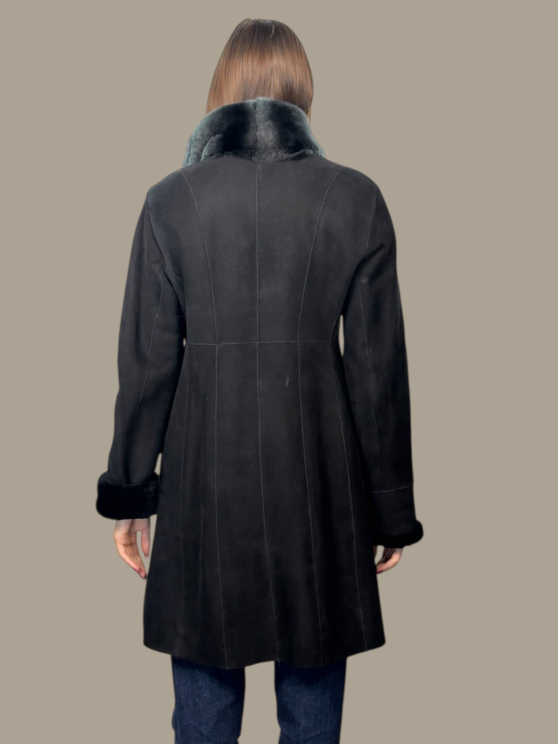 Ebony Shearling jacket with Ruffled rex rabbit trim