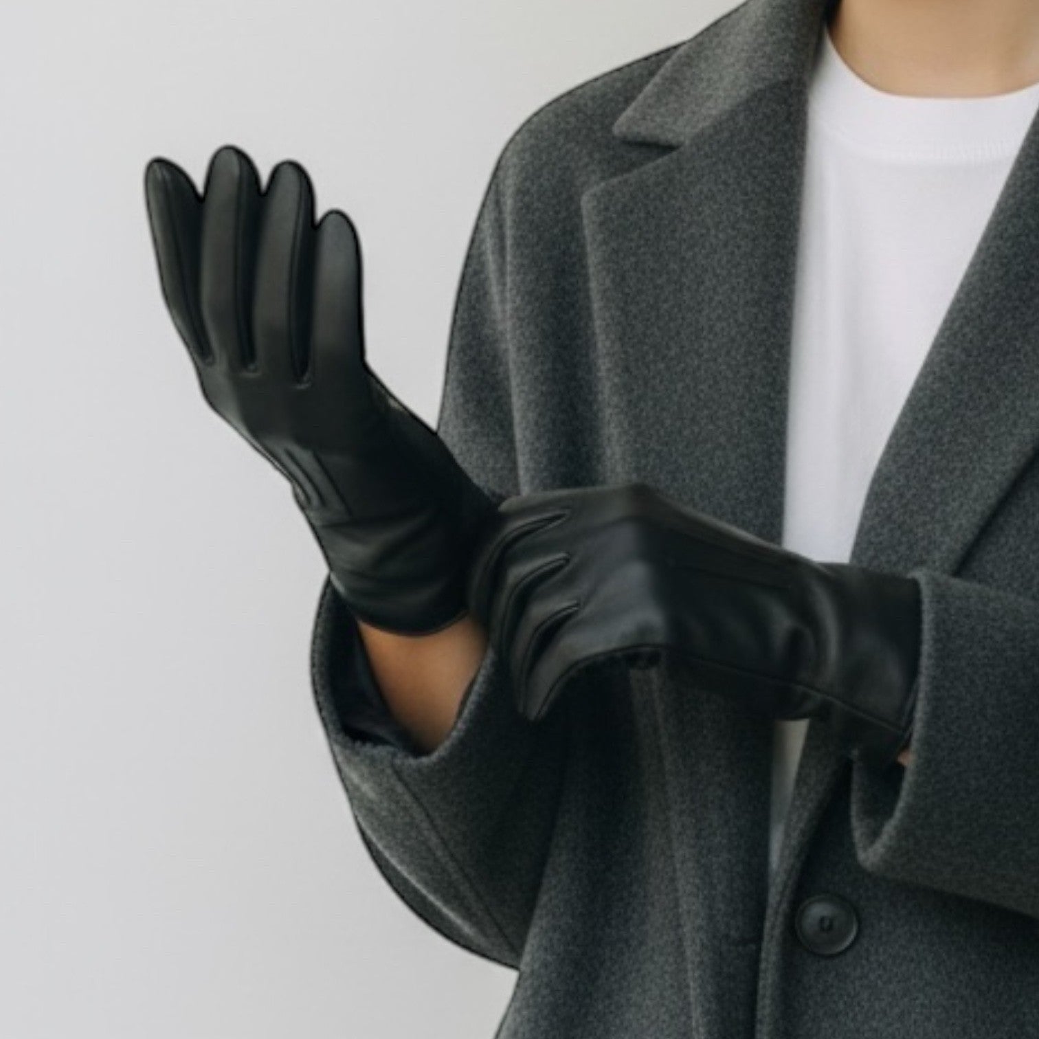Lambskin Leather Gloves